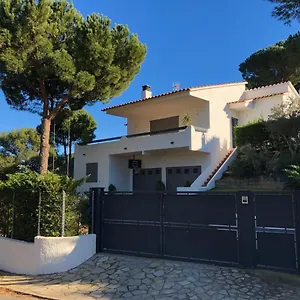 villa-in-pals-zwembad-en-ruimte-voor-10-15-gasten.topcostabravahotels.com/